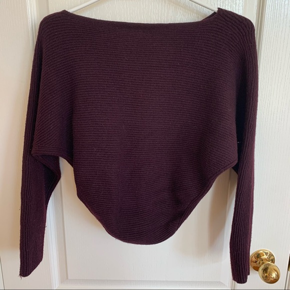 Aritzia Wilfred Bourassa High Low Sweater - Small - Picture 4 of 7